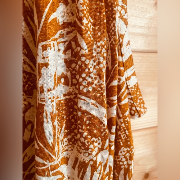 NWOT Christian Siriano Linen Top L - Picture 2 of 8